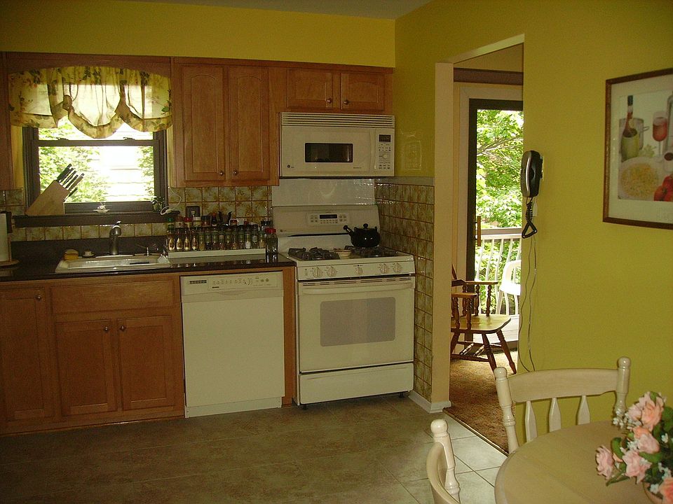 2nd image of 7001 Hana Rd