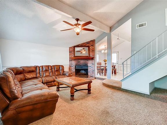 3rd image of 6104 Parkmeadow Dr