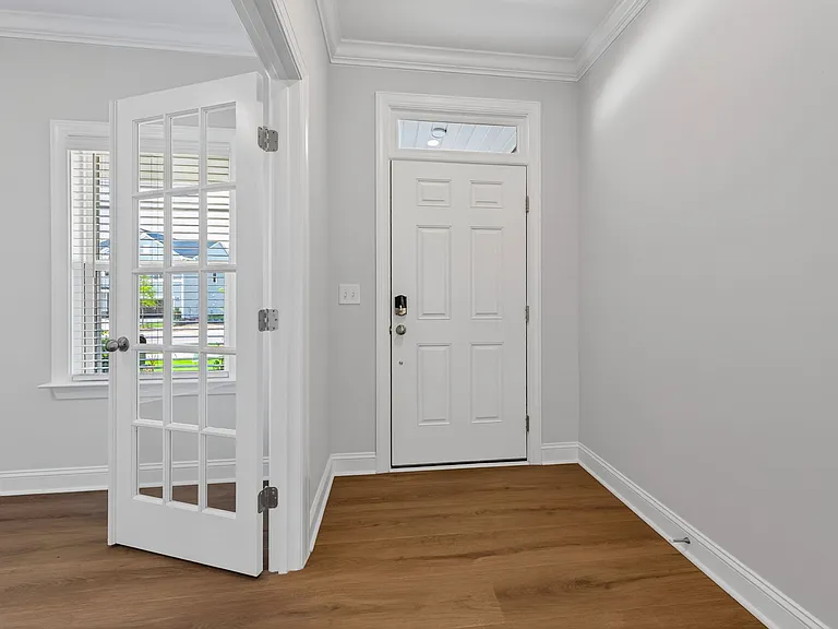 1029 Constellation Cir — Photo 5