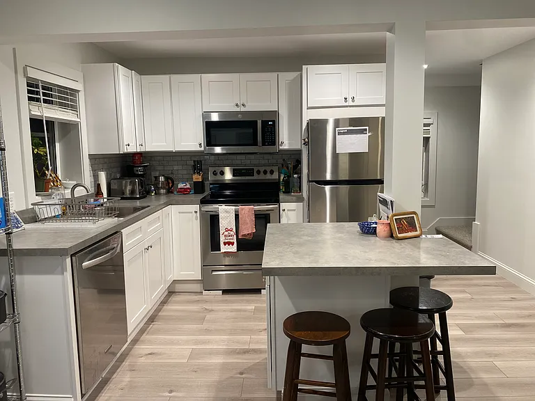 51 Railroad Ave #A — Photo 8