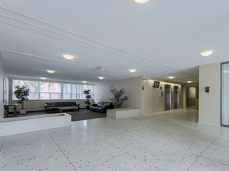 3375 Ponytrail Dr — Photo 8