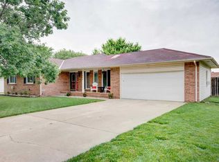 1669 N Murray St, Wichita, KS 67212
