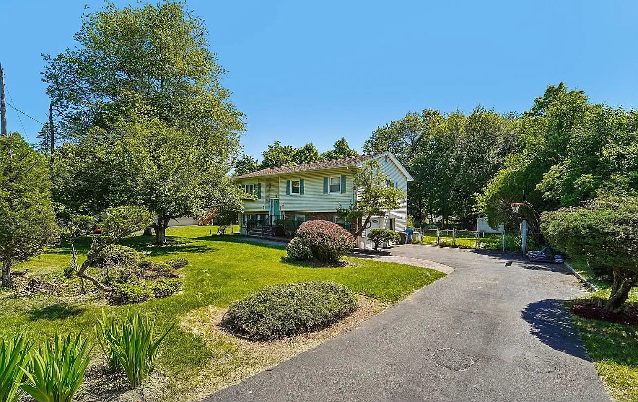 4 bed, $4,650 — Photo 3