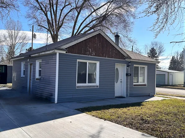 904 10th St, Idaho Falls, ID 83404