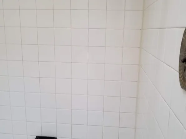 15 N 3rd St, Darby, PA 19023