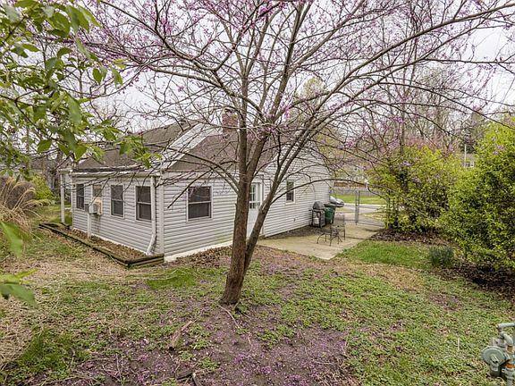2nd image of 5607 Linden St
