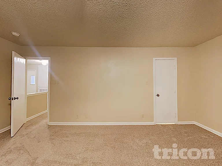 7511 Micron Dr — Photo 10