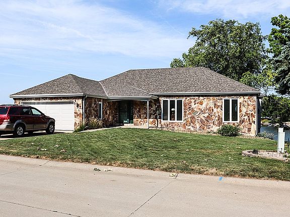 4th image of 14513 Fir Cir