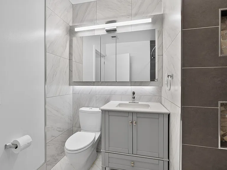 159 2nd St #304 — Photo 25