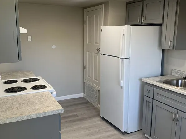 Dry Creek Apartments