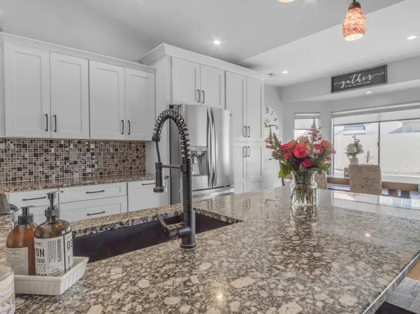 1660 W CARLA VISTA Drive, Chandler, AZ 85224