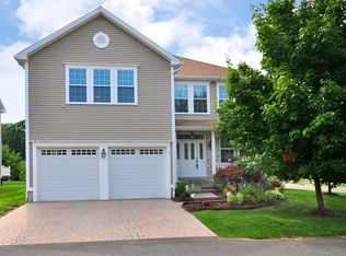 2 Silver Charm Way, Unionville, CT 06085
