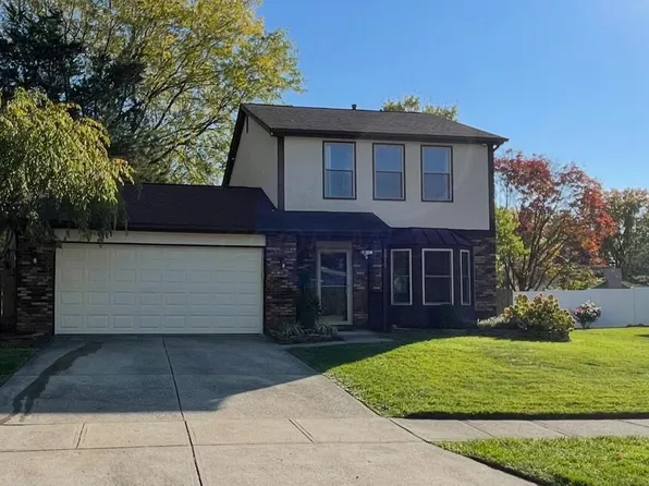 1815 Linkton Dr, Powell, OH 43065