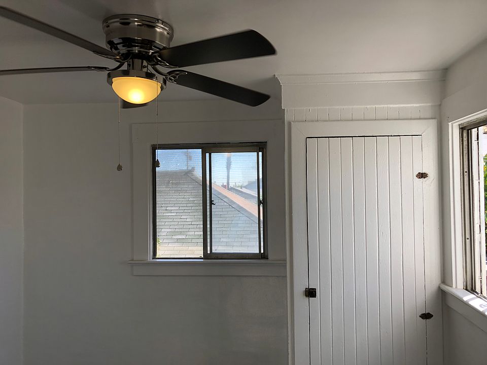 2nd image of 3124 E 3rd St #3