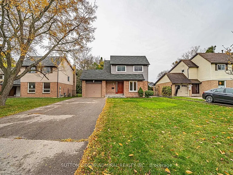 23 Springburn Cres — Photo 1