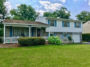 750 Bluegrass Rd, Lancaster, PA 17601