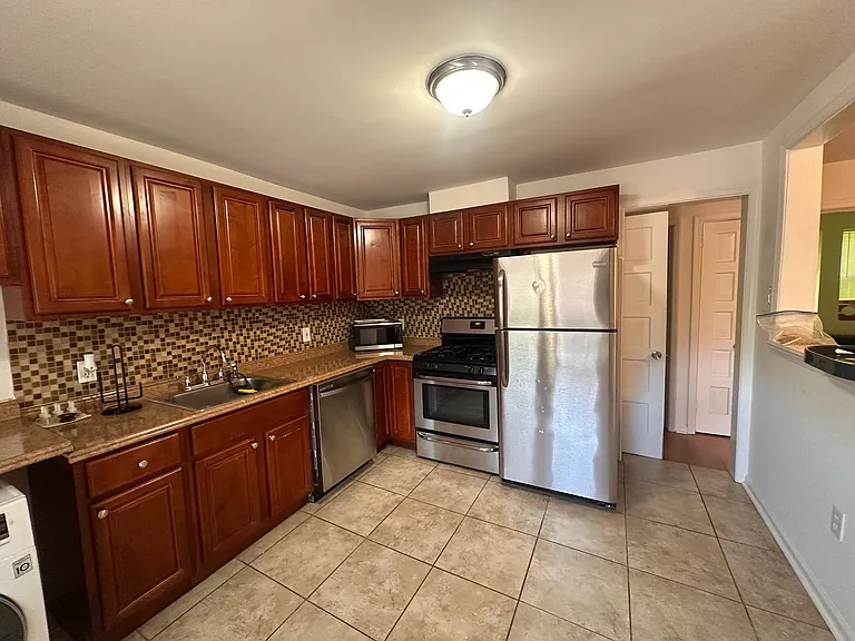37 N Narberth Ave #2 — Photo 9