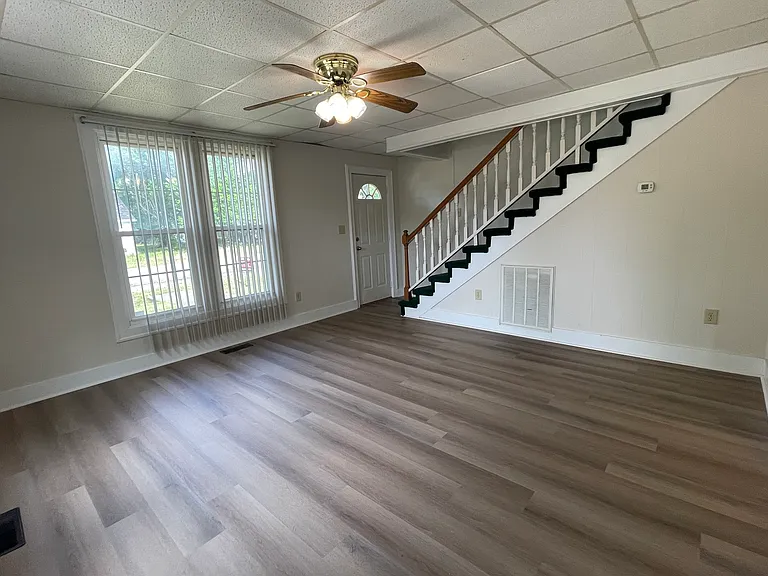 556 Victor Ave — Photo 20
