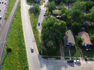 301 N Chandler Dr, Fort Worth, TX 76111