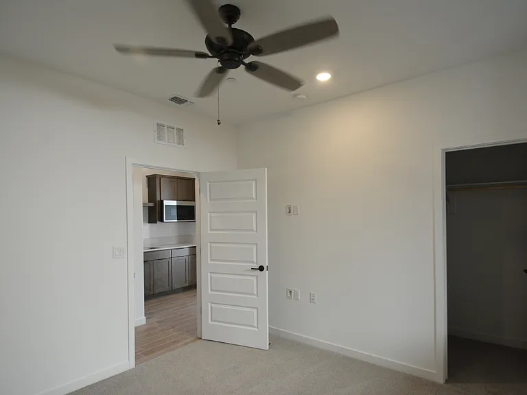 7414 Lemon Meadow Pl — Photo 9