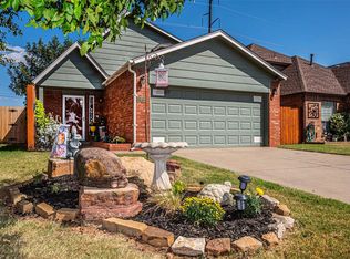 2402 Tyler Ln, Moore, OK 73170
