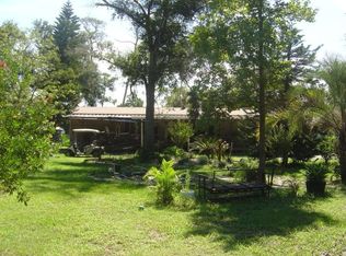 215 S Cochran Rd, Geneva, FL 32732