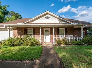 2811 Dbar Cir, Sumter, SC 29154