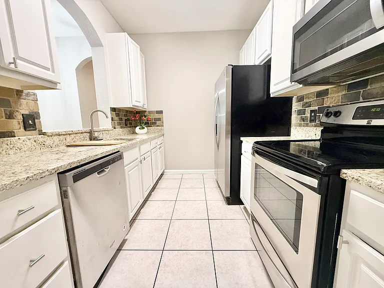 7123 Yacht Basin Ave #315 — Photo 8