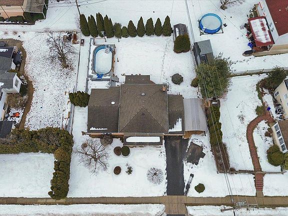 4th image of 204 High Blvd