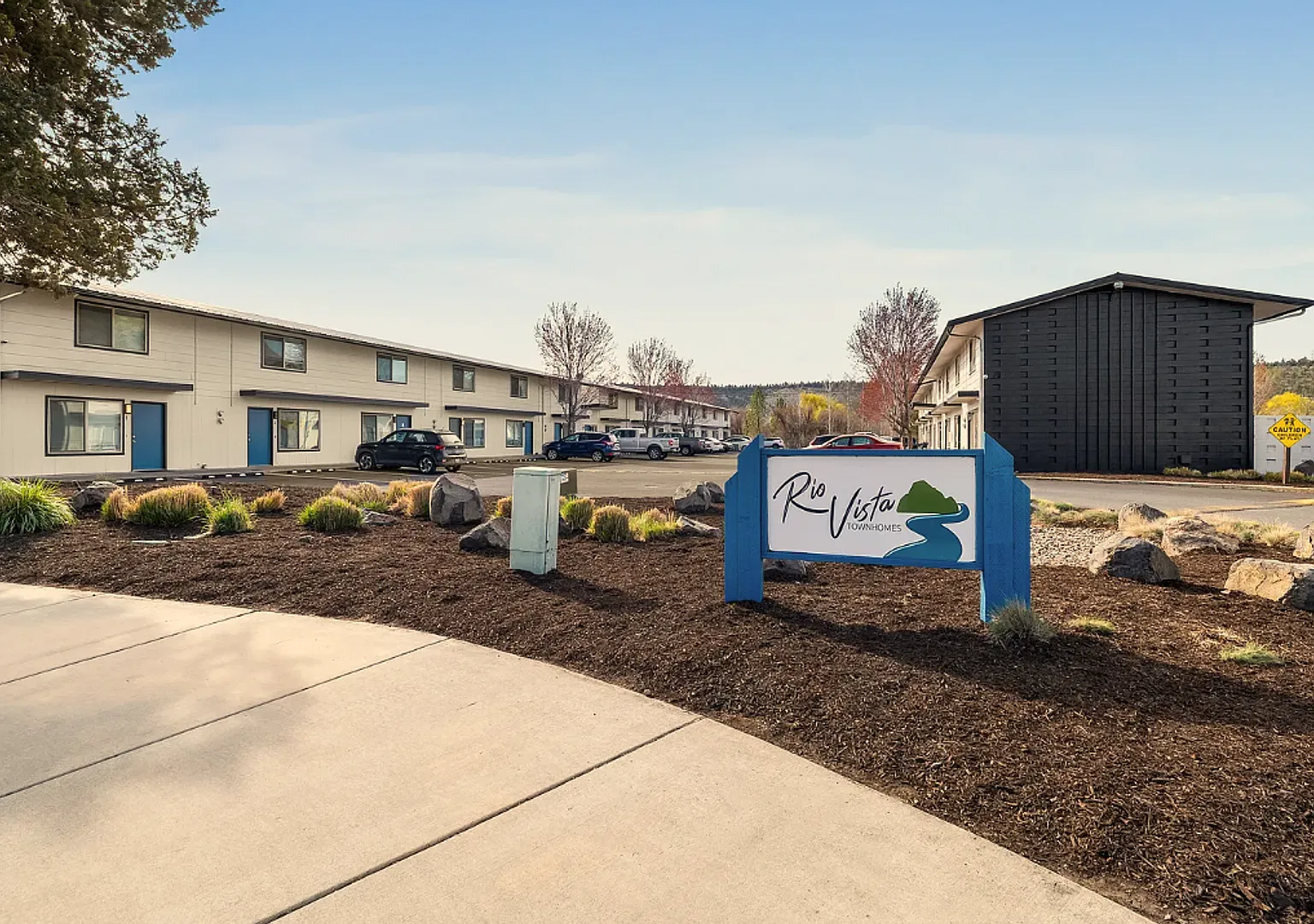 Rio Vista Townhomes — Photo 1