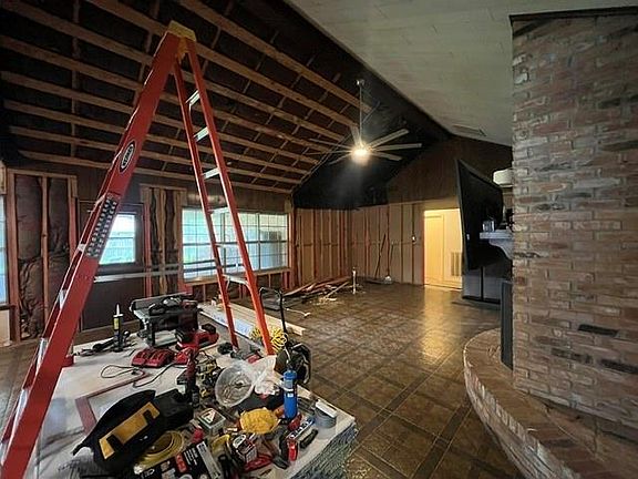 4th image of 4710 Waverly Blvd