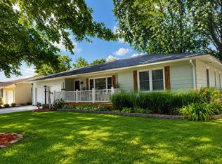 827 W Thomas St, Marshall, MO 65340