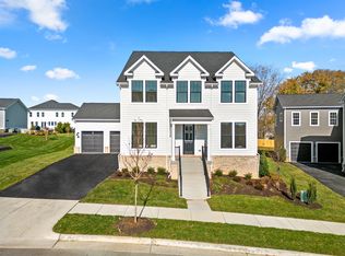 5098 Carters Crossing Ave, Marshall, VA 20115