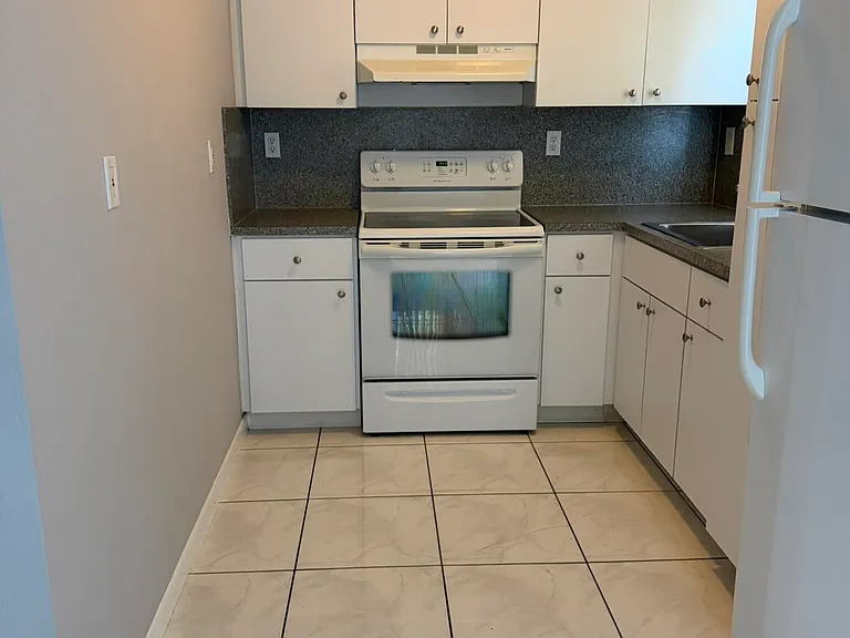 661 S Biscayne River Dr — Photo 2