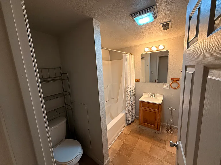 1004 N 13th St #1 — Photo 4