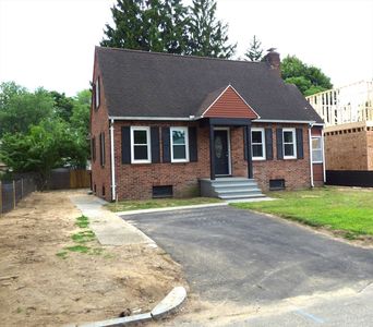 21 Wrona St, Springfield, MA, 01151