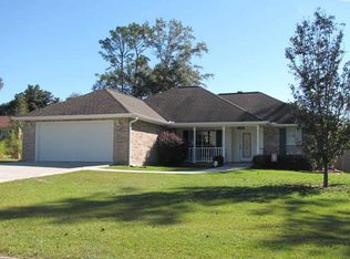 106 Edgewood Dr, Carriere, MS 39426