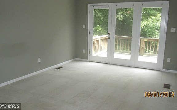 5th image of 9692 Holly Oak Ct