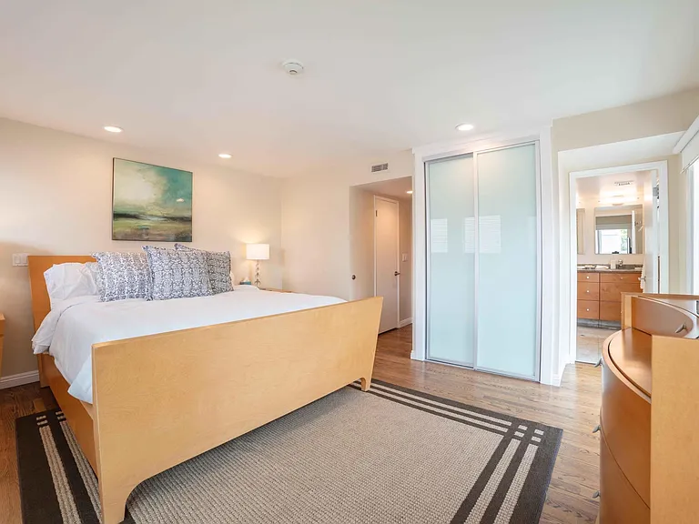 1107 Loma Dr #A — Photo 16