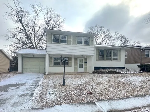 17807 Grandview Dr, Hazel Crest, IL 60429
