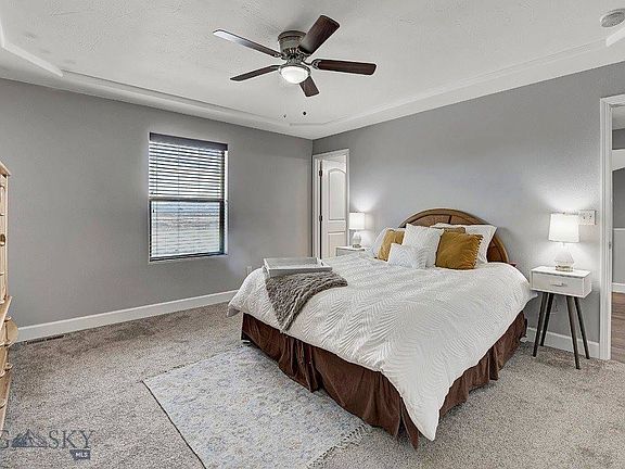 4th image of 8033 Avocet Dr