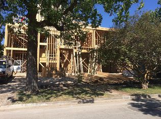 2240 Swift Blvd, Houston, TX 77030