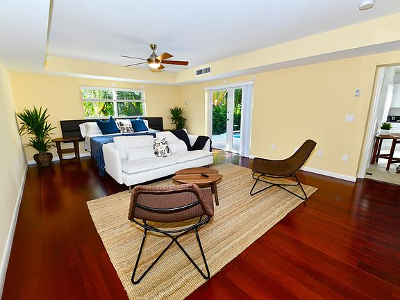 3rd image of 3046 NE 16th Ave #411
