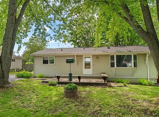 1513 Cardinal St, New London, WI 54961