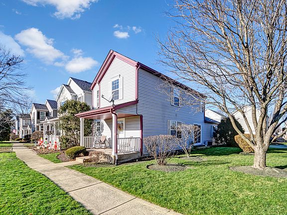 2nd image of 2315 Woodhill Ct