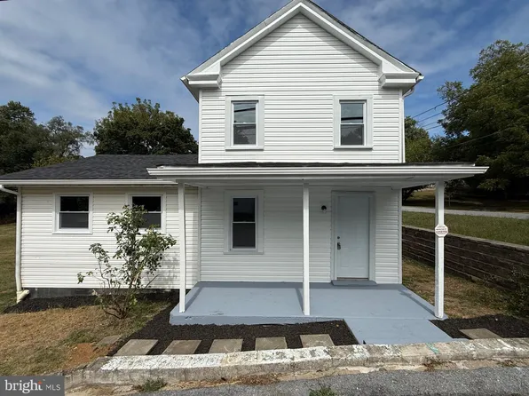 200 Rothwell Ave, Martinsburg, WV 25404