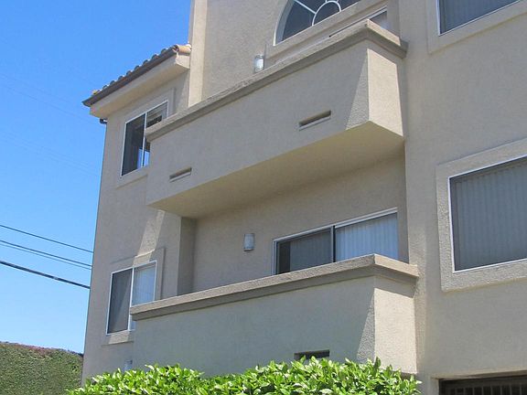 3rd image of 5200 Inglewood Blvd #205