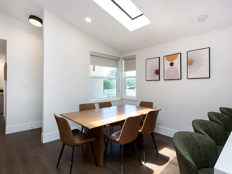 2021 Cardinal Dr — Photo 18