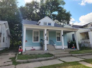 345 N 18th St, Decatur, IL 62521