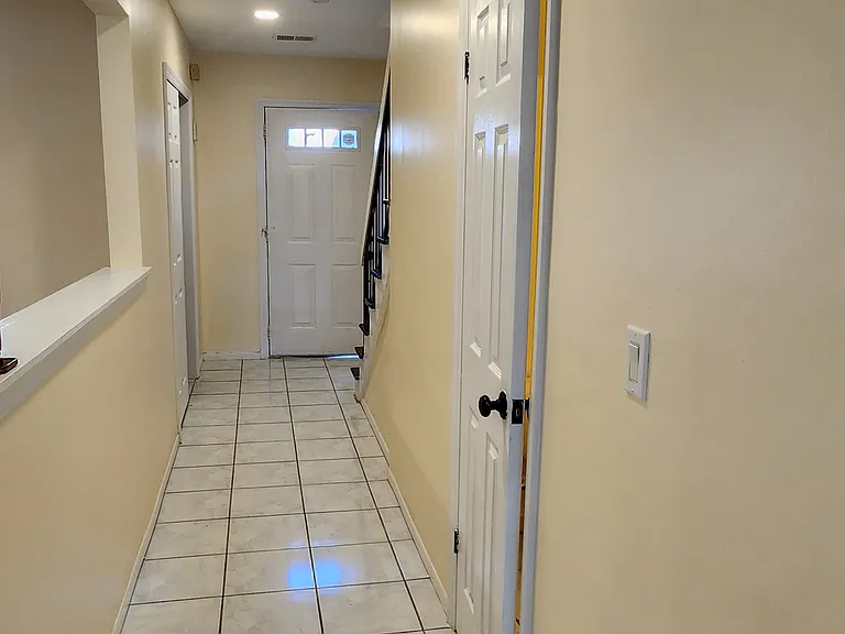 5203 Hana Rd — Photo 5